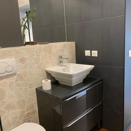 Juan Les Pins Joli T2 Parking Inclus! Lejlighed