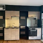 Апартаменты Juan Les Pins Joli T2 Parking Inclus! Антиб