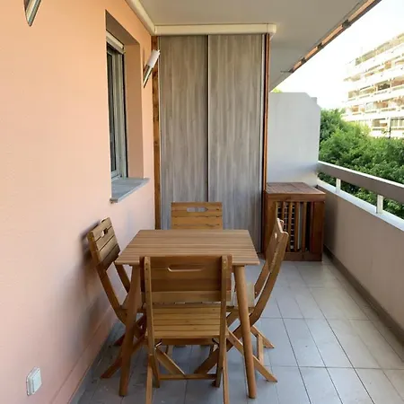 Juan Les Pins Joli T2 Parking Inclus! Apartament Antibes
