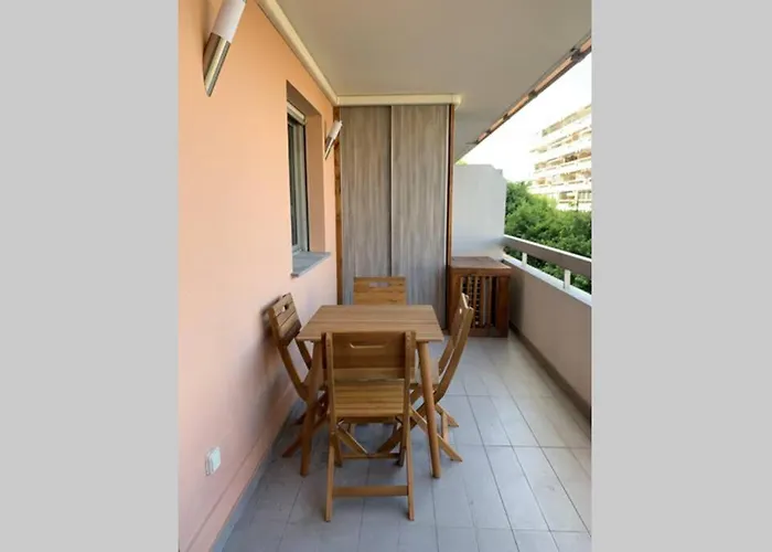 Juan Les Pins Joli T2 Parking Inclus! Daire Antibes