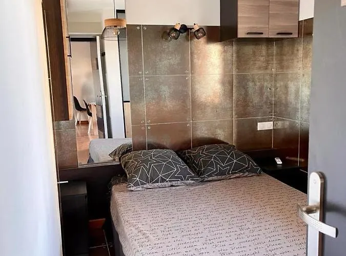 Juan Les Pins Joli T2 Parking Inclus! Appartamento *